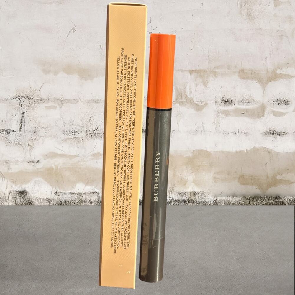 Burberry Lip Velvet Crush Cushion Lipstick Matte Copper Pink #16 NIB - Picture 7 of 7